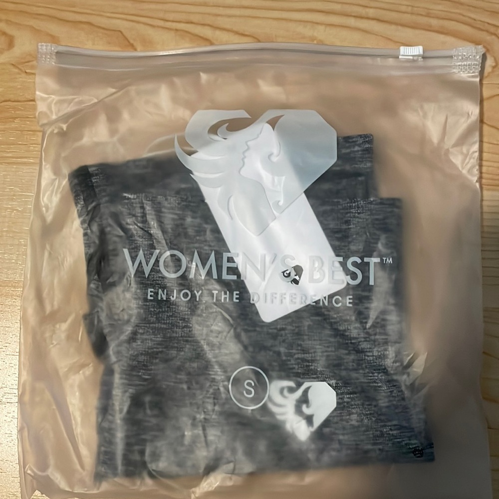 Women’s Best Move seamless shorts grey small 2-4